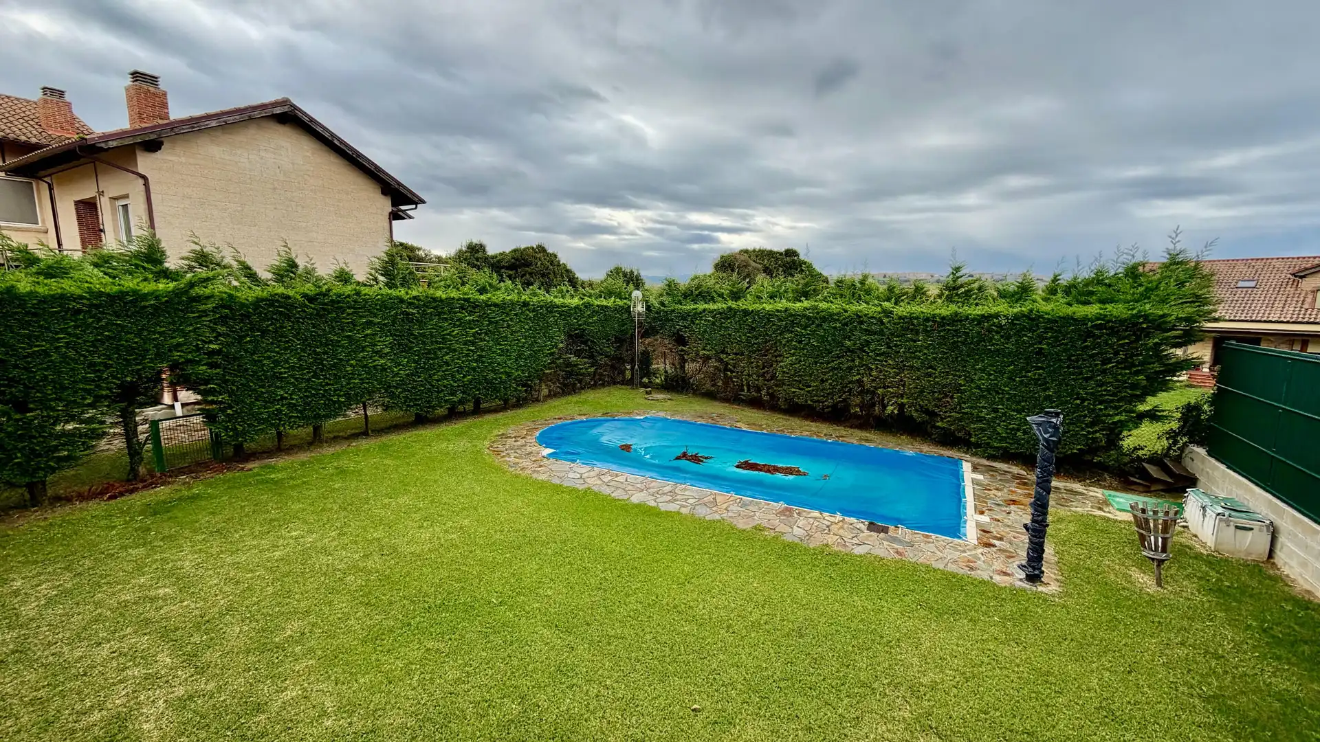 Swimming pool of Flat for sale in Miengo  with Terrace and Furnished