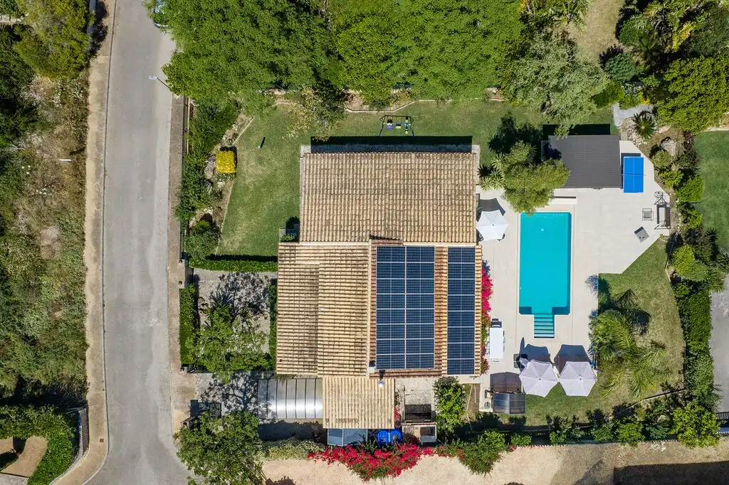 Außenansicht von Haus oder Chalet zum Verkauf in Sa Pobla mit Klimaanlage, Heizung und Privatgarten