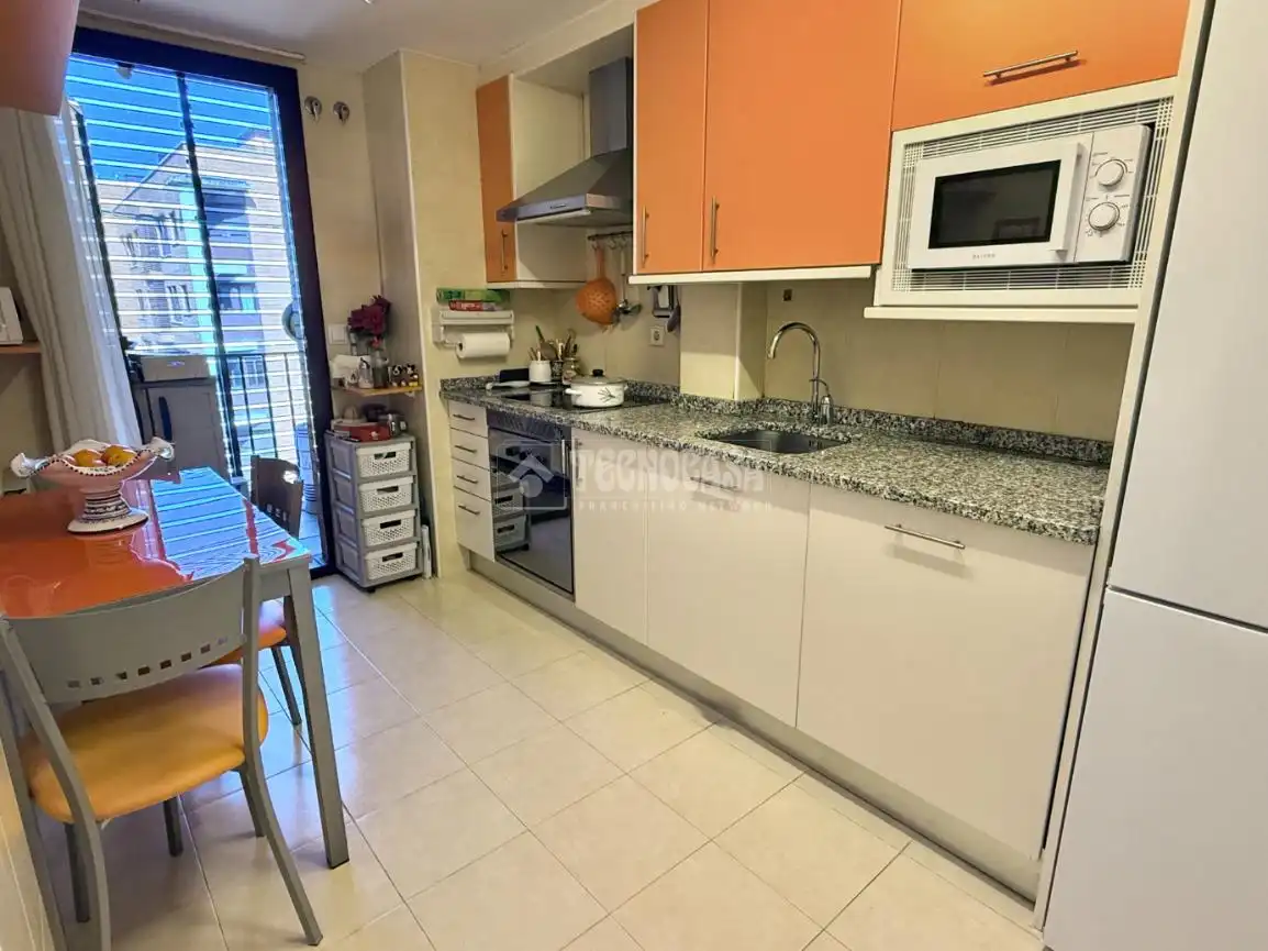 Cocina de Piso en venta en Madrid con Aire acondicionado, Calefacción y Piscina comunitaria
