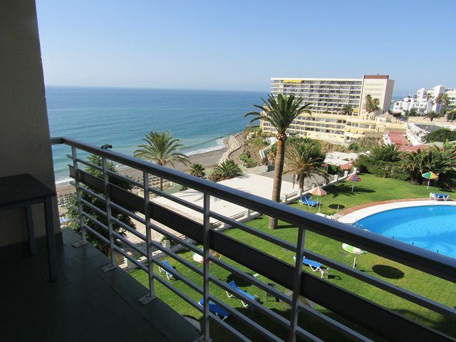 Bedroom of Apartment to rent in Torremolinos  with Terrace, Furnished and Community pool