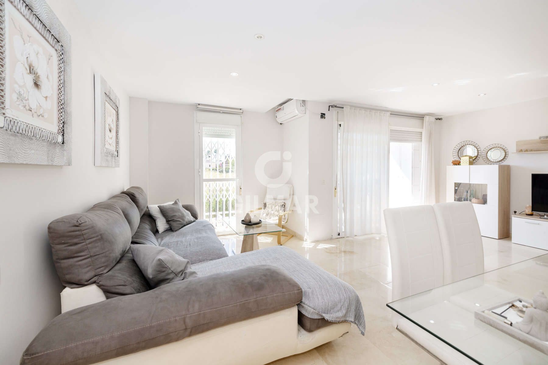 Vista exterior de Pis en venda en Estepona amb Calefacció i Balcó