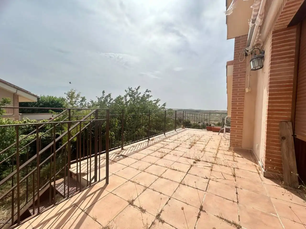 Terrasse von Haus oder Chalet zum Verkauf in Layos mit Heizung, Privatgarten und Terrasse