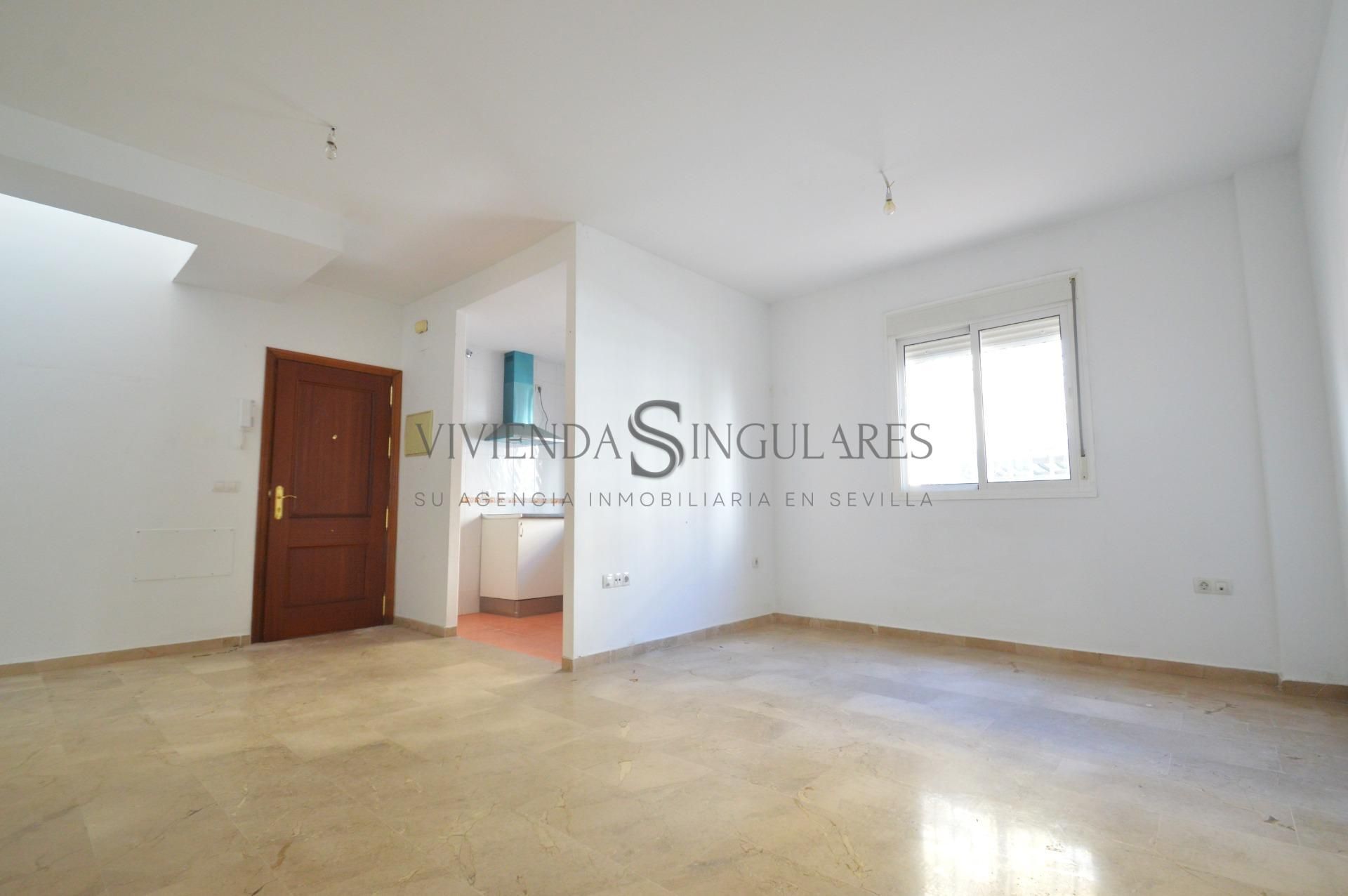 Sala d'estar de Planta baixa en venda en Alcalá de Guadaira amb Traster