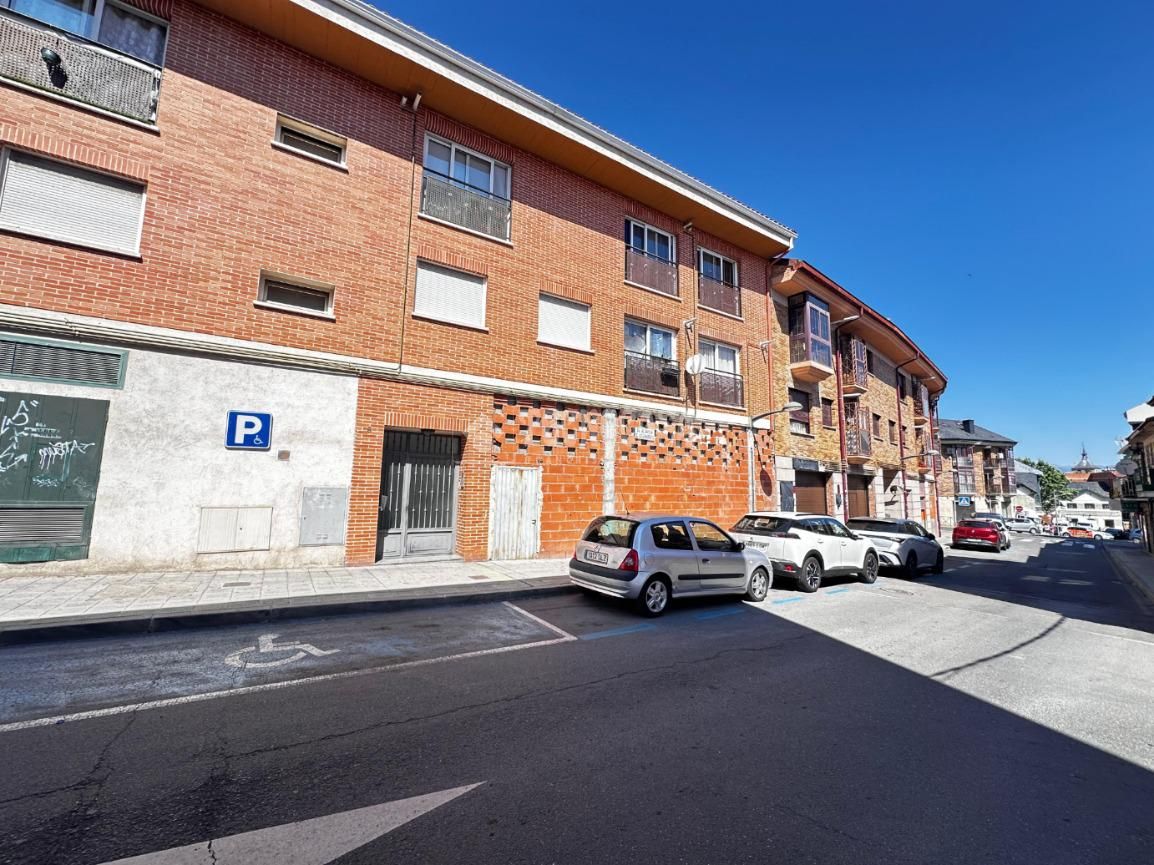 Exterior view of Flat for sale in Galapagar  with Heating