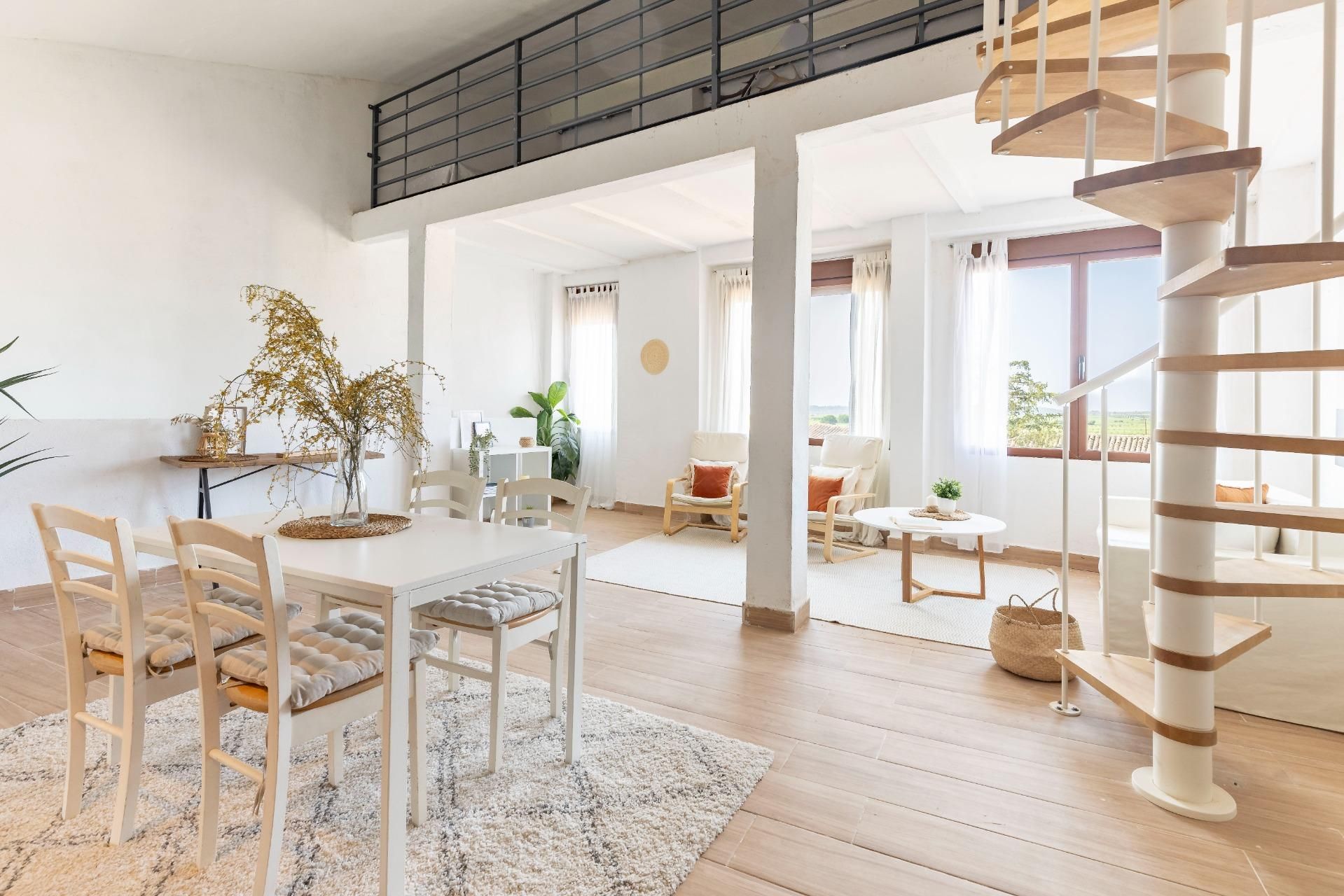 Living room of Country house for sale in Utiel