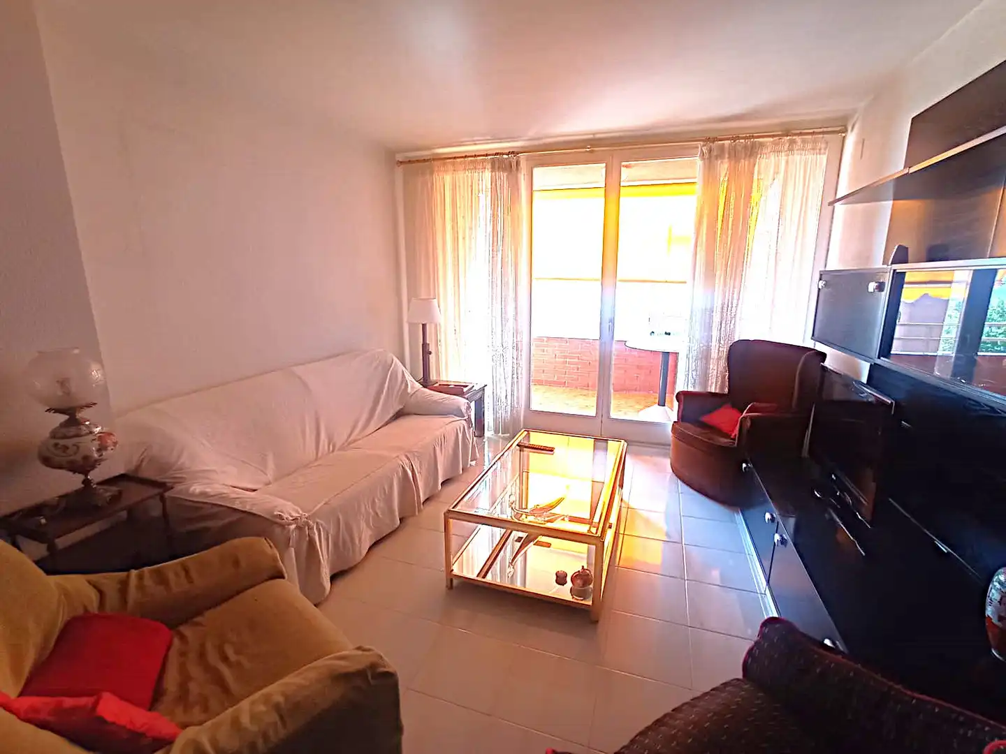 Piso con terraza en venta en Carrer d'Antoni Gaudí, imagen 4