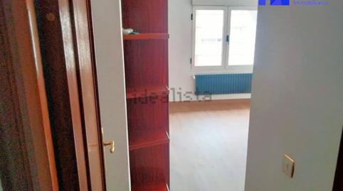 Foto 5 de Pis de lloguer a Oviedo - Avenida Valentin Masip, Masip, Asturias