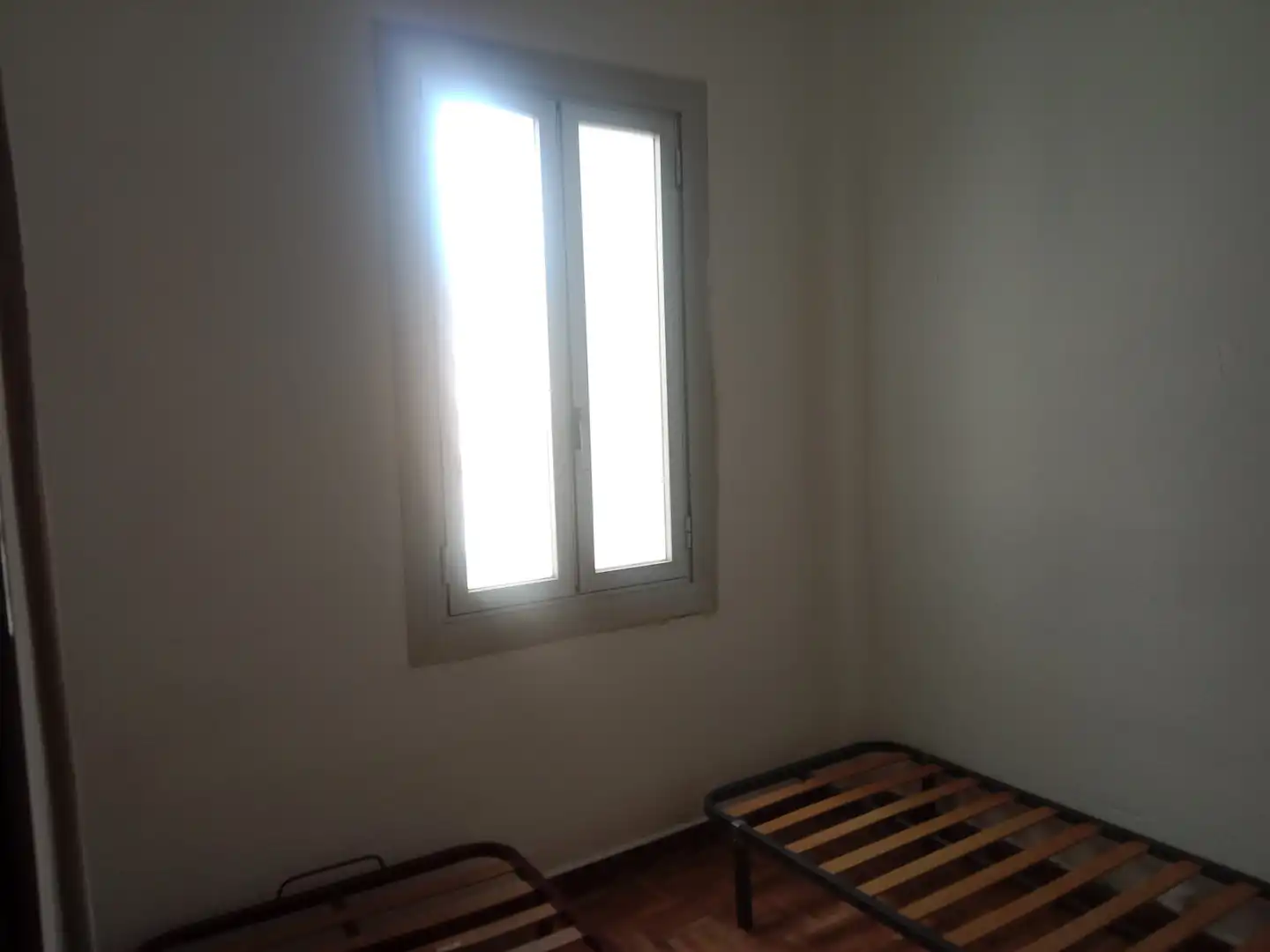 Habitación de Piso en venta en  Logroño con Calefacción y Trastero