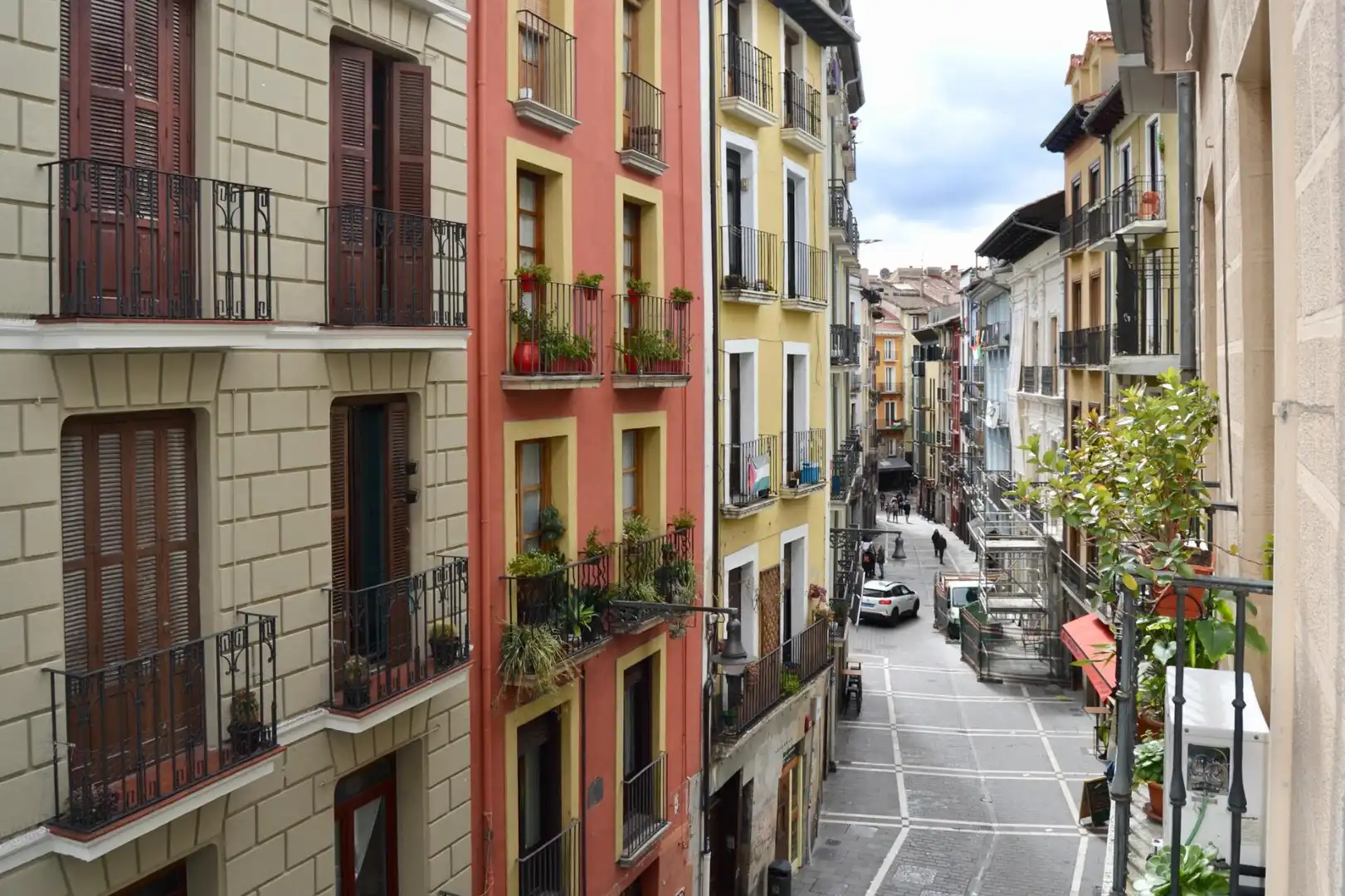 Exterior view of Flat for sale in  Pamplona / Iruña  with Heating, Storage room and Balcony