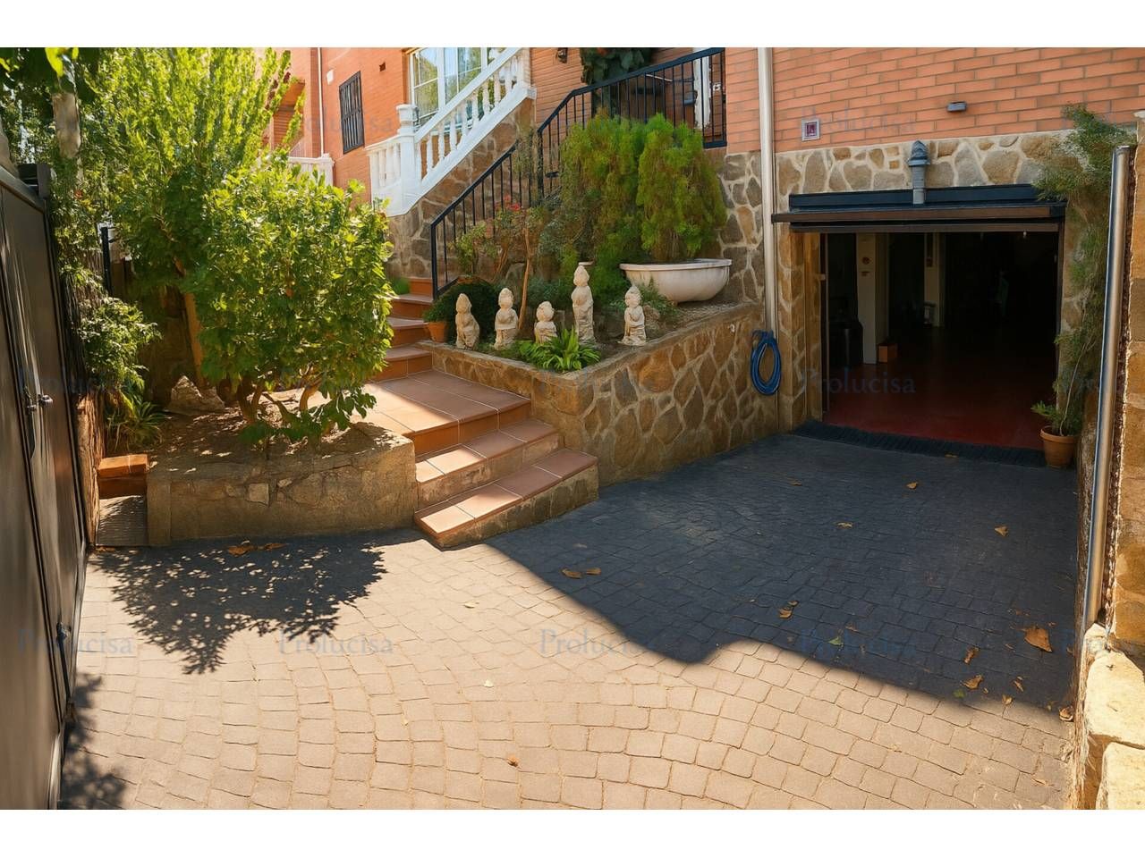 Jardín de Casa adosada en venta en Moraleja de Enmedio con Aire acondicionado y Calefacción