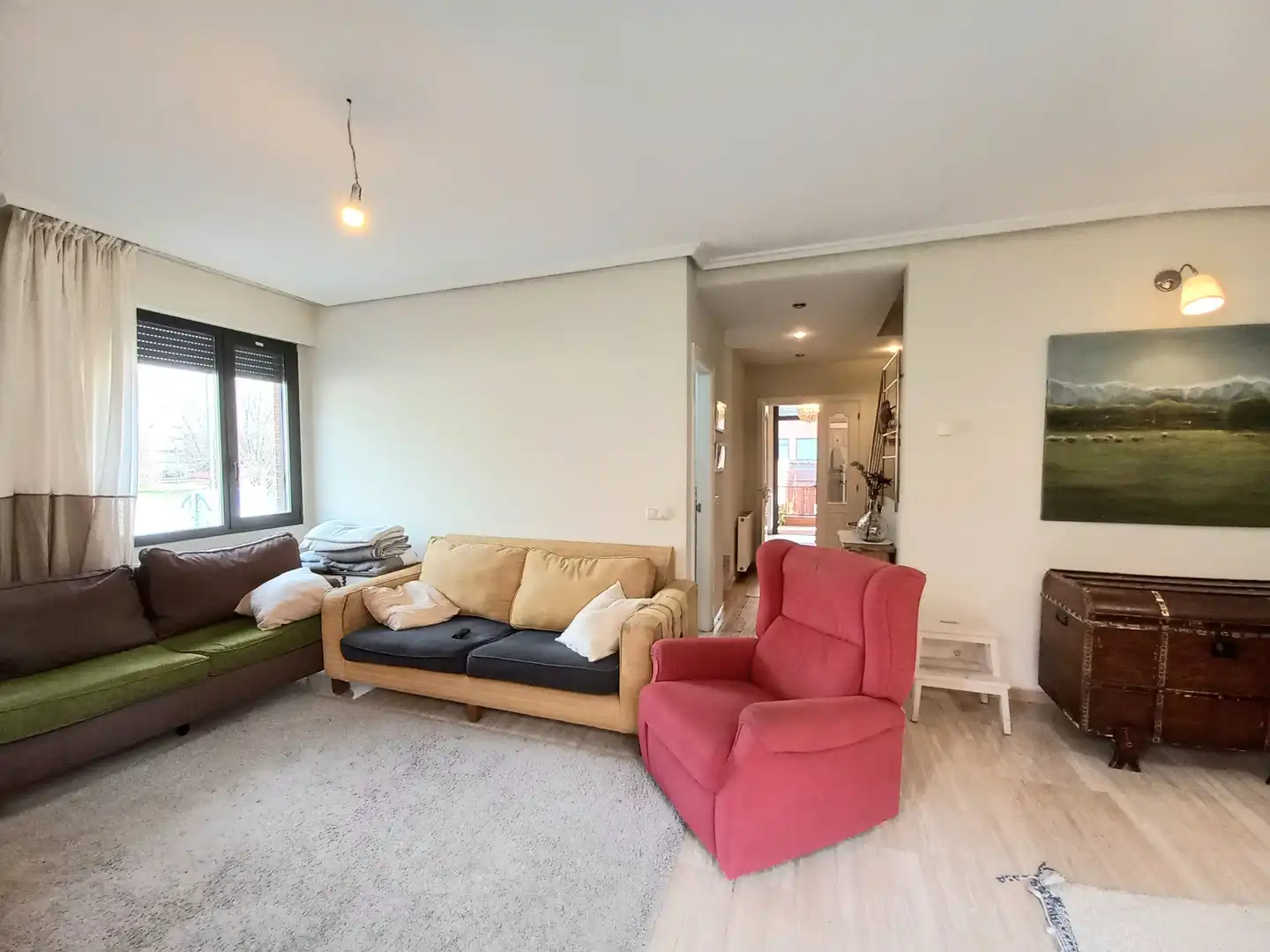 Sala d'estar de Casa adosada en venda en Burgos amb Jardí privat
