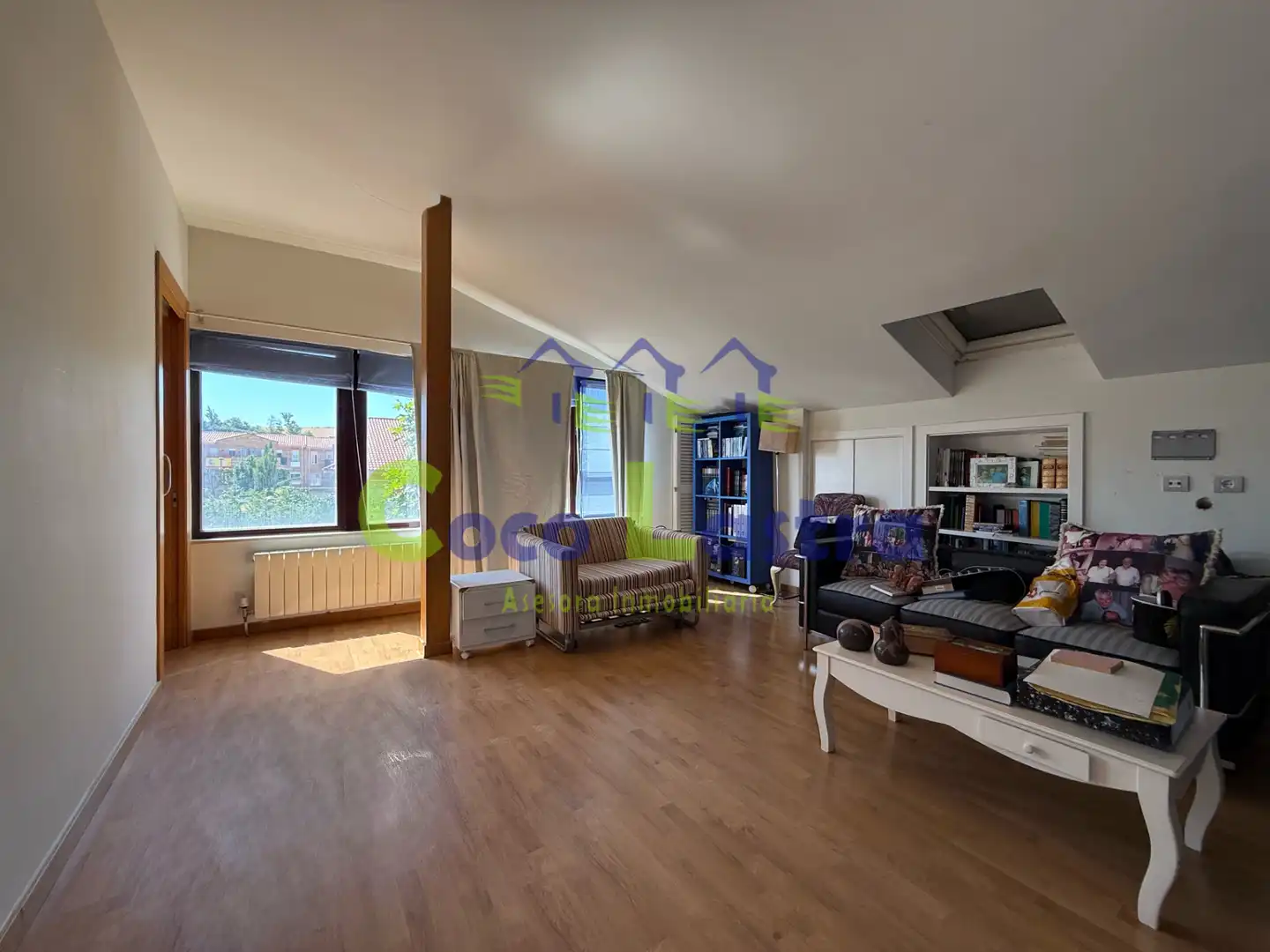 Living room of Houses for sale in Monterrubio de Armuña  with Air Conditioner, Heating and Private garden