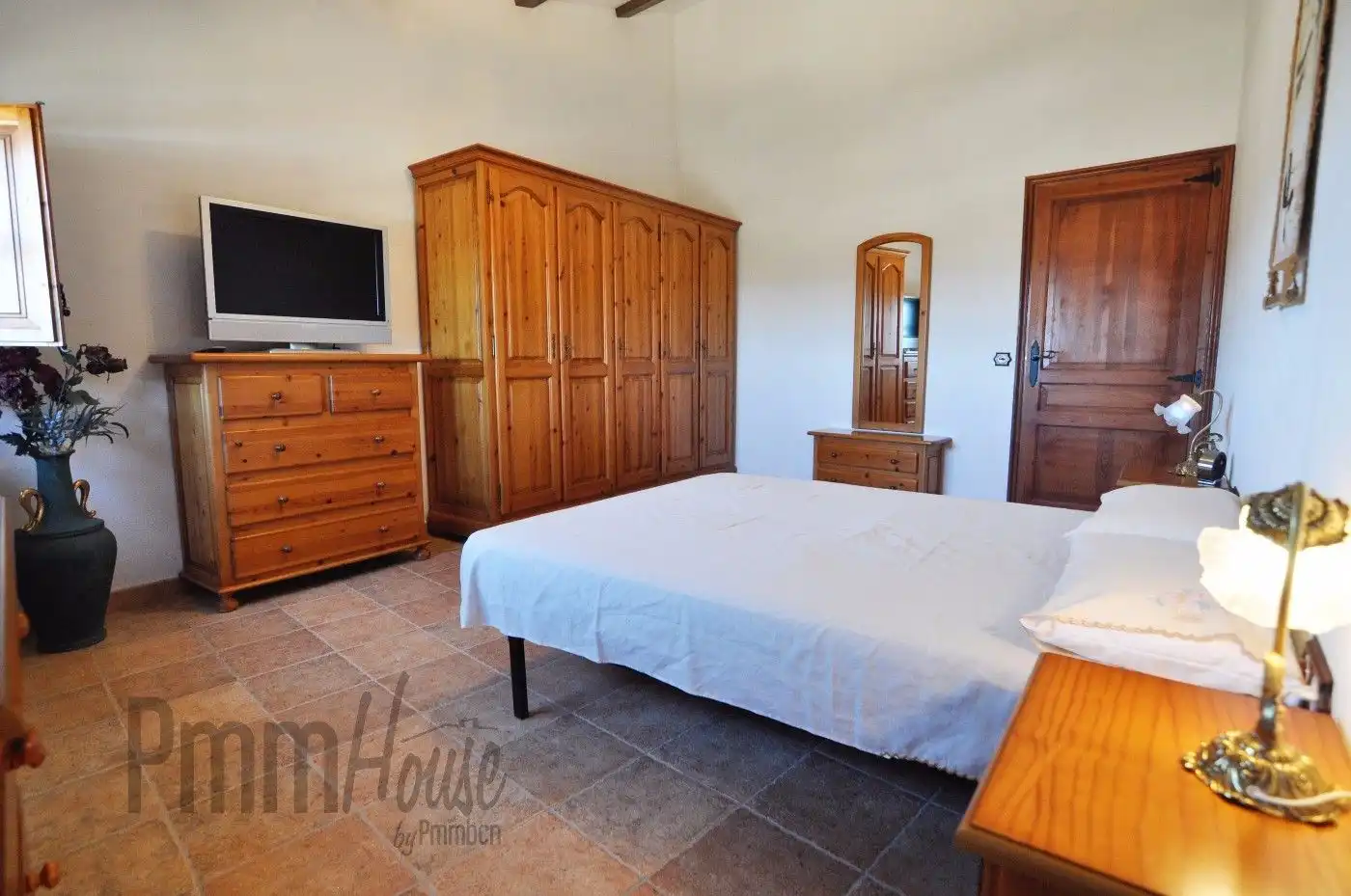 Habitación de Finca rústica en venta en Calonge de Segarra con Terraza, Trastero y Piscina