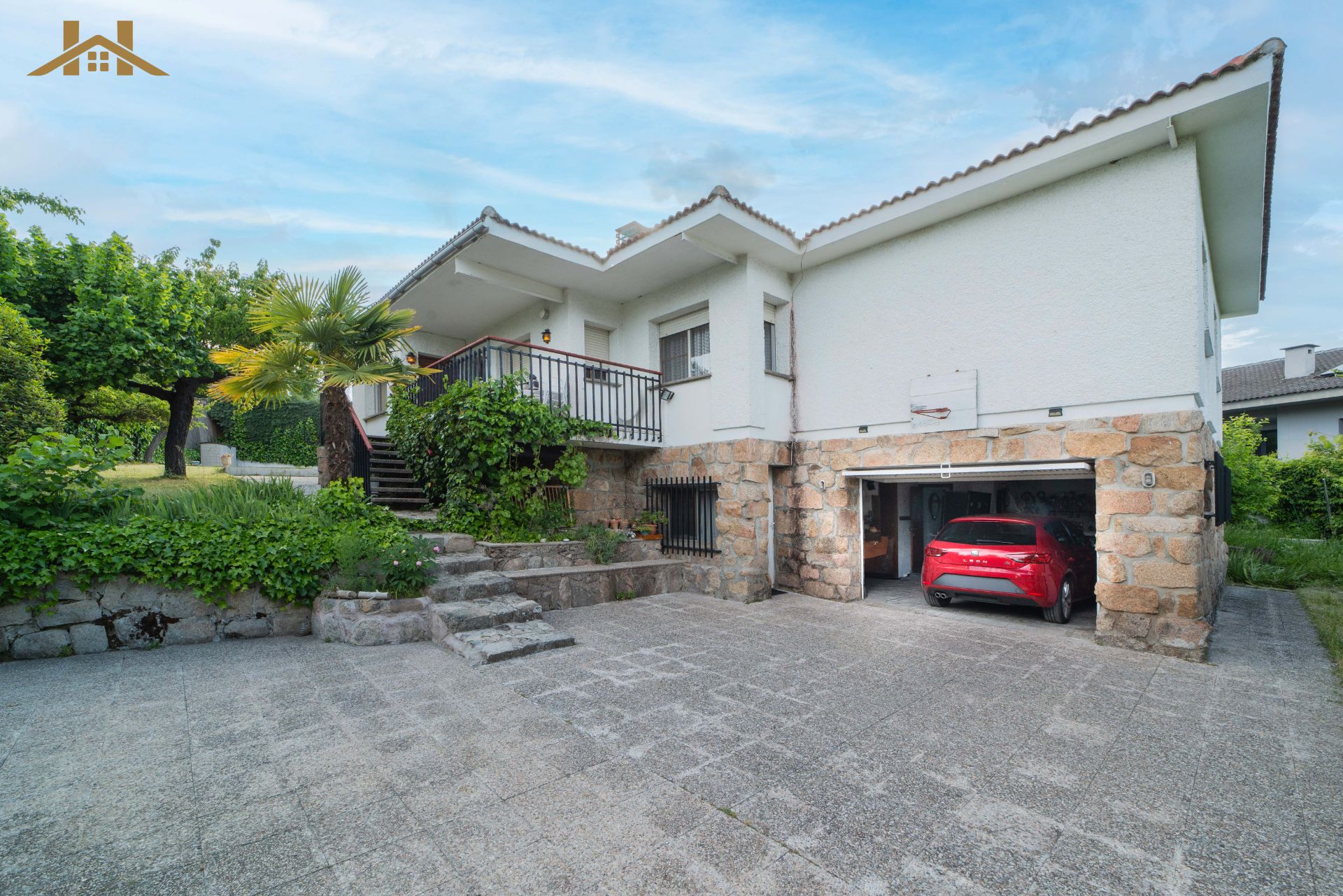 Vista exterior de Casa o xalet en venda en Tres Cantos amb Calefacció, Jardí privat i Terrassa