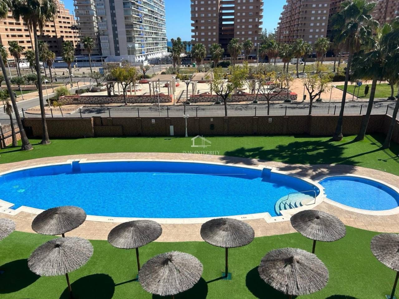 Piscina de Apartament en venda en Oropesa del Mar / Orpesa amb Aire condicionat, Calefacció i Terrassa