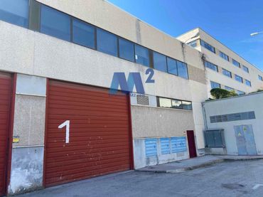 Nau industrial de lloguer a Valdelaparra