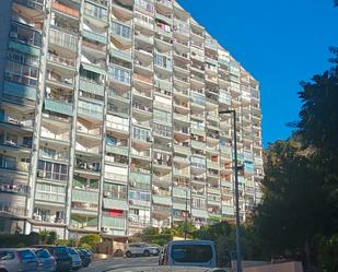 Vista exterior de Pis en venda en Benidorm amb Piscina comunitària