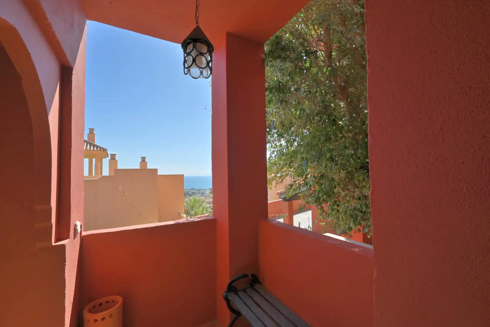 Apartment with pool for sale in Calahonda, imagen 15