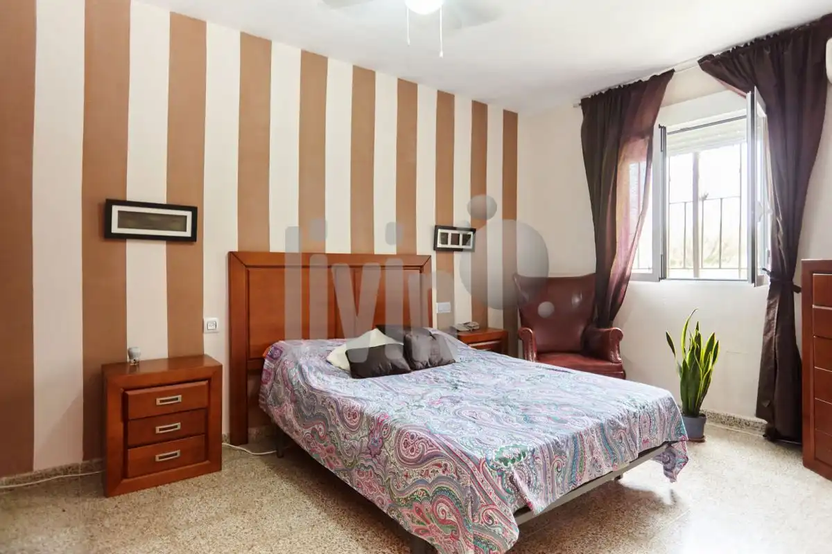 Dormitori de Casa o xalet en venda en Jaén amb Traster