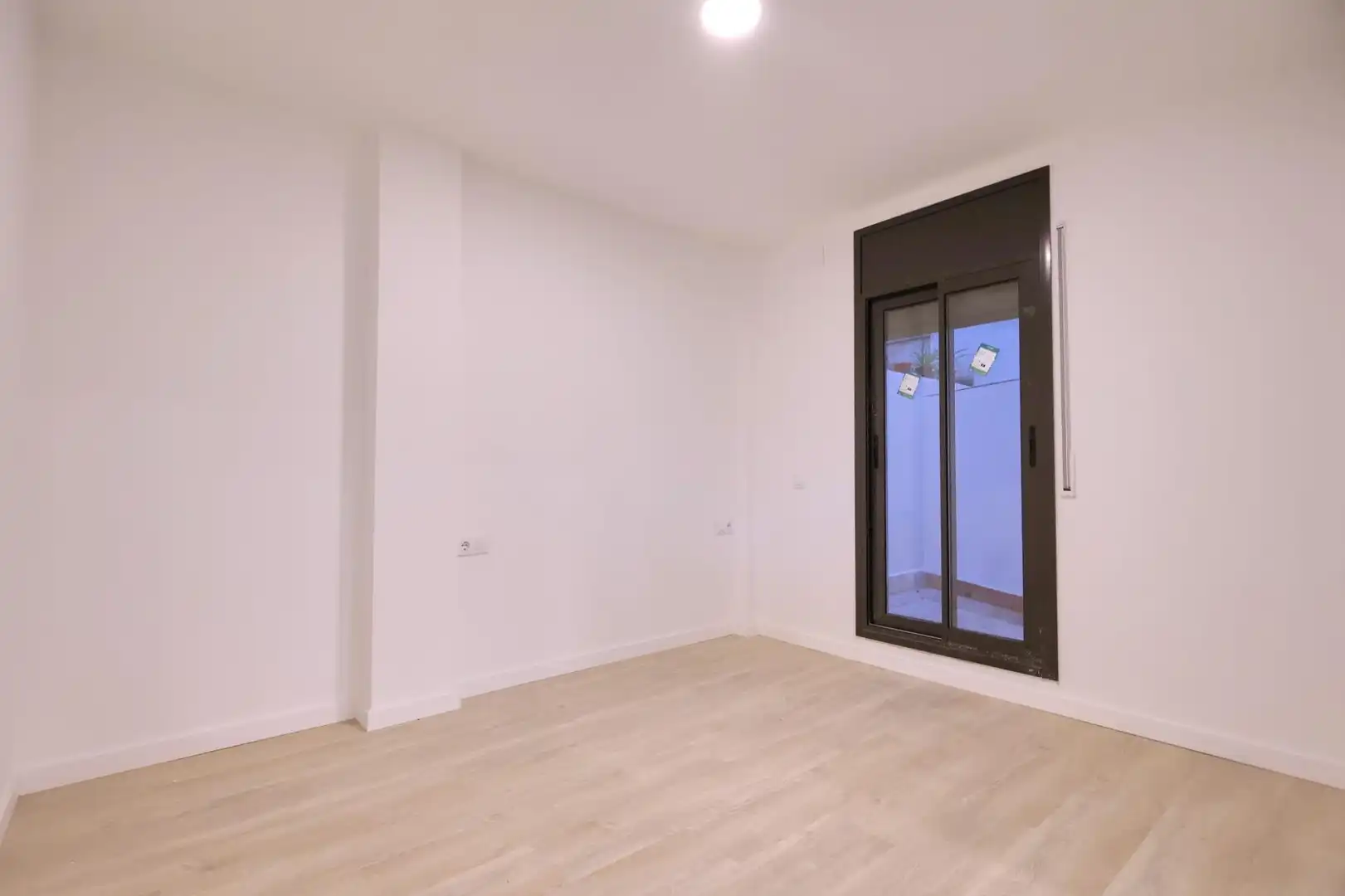 Ground floor for sale in Vilanova i la Geltrú  with Parquet flooring
