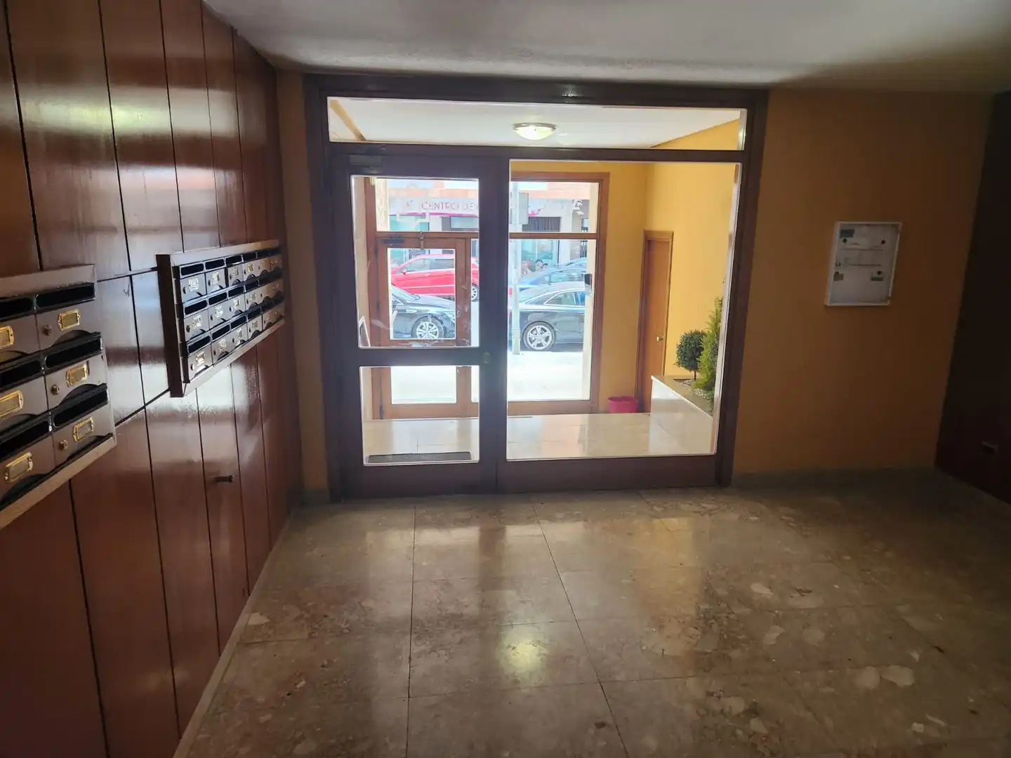 Pis de lloguer a Avenida de Aragón, 14, Ensanche - Fuenfresca