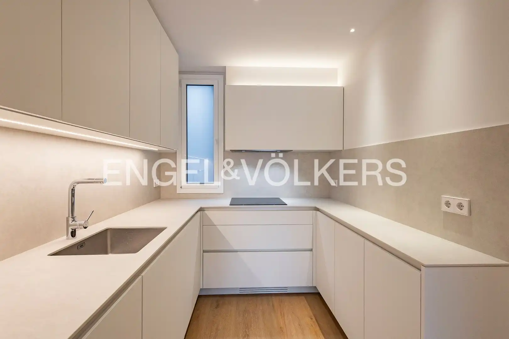 Cocina de Piso en venta en Barcelona con Aire acondicionado, Calefacción y Balcón