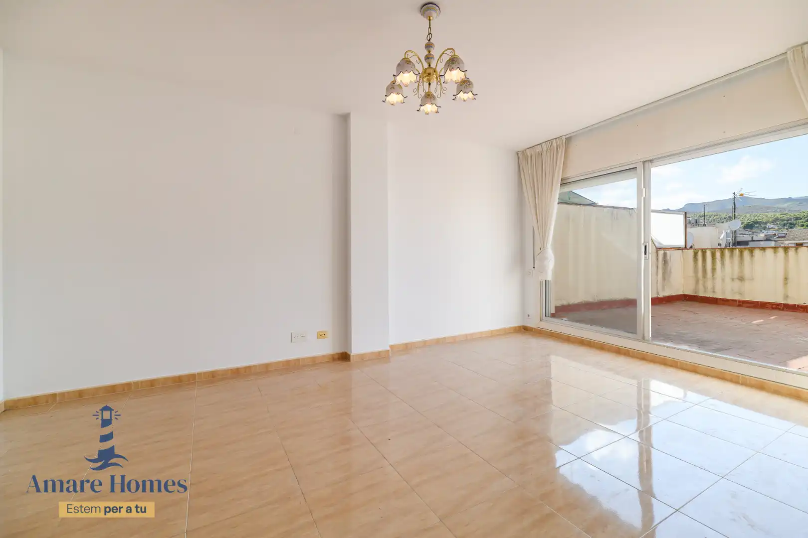 Sala de estar de Ático en venta en Castelldefels con Terraza y Horno