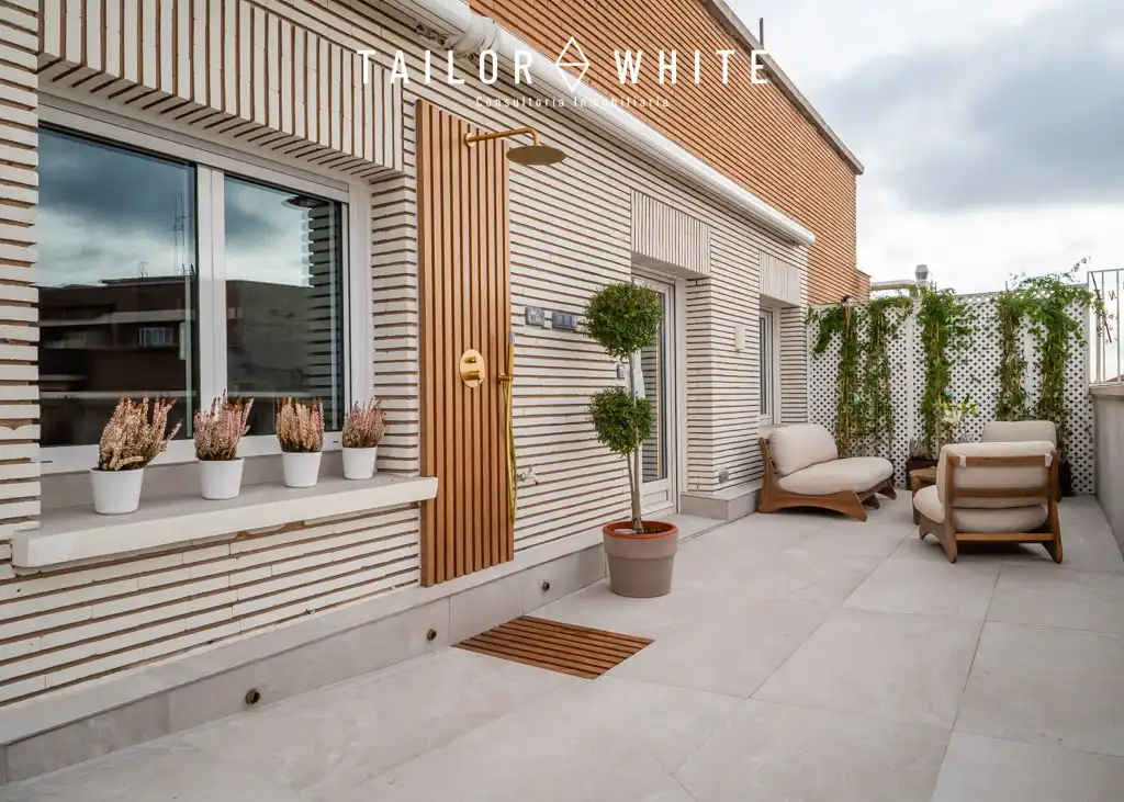 Terrasse von Dachboden zum Verkauf in Madrid mit Klimaanlage, Heizung und Parkett