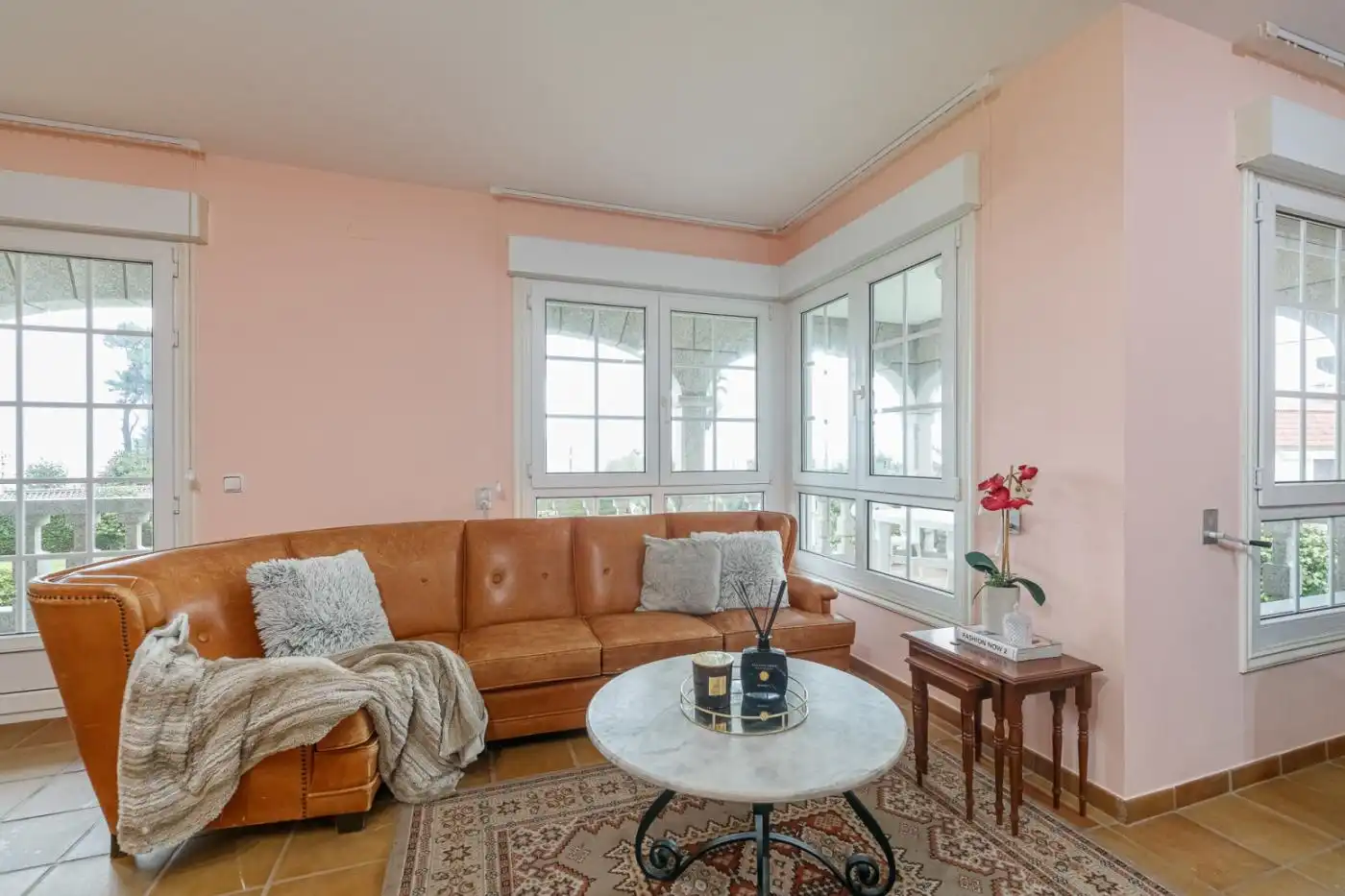 Sala de estar de Casa o chalet en venta en Bueu con Calefacción, Terraza y Amueblado