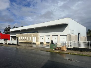 Nave industrielle à vendre à Rúa Hedras 87