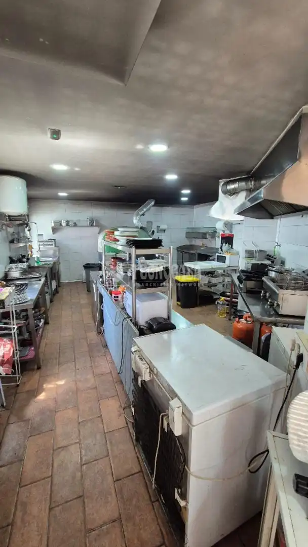 Kitchen of Buildings for sale in Conil de la Frontera