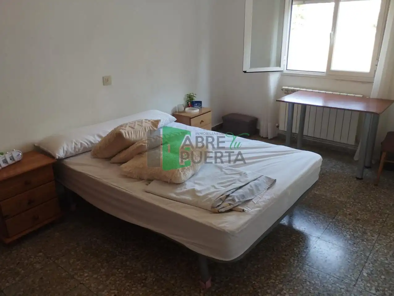 Habitación de Piso en venta en Ourense Capital  con Calefacción y Amueblado