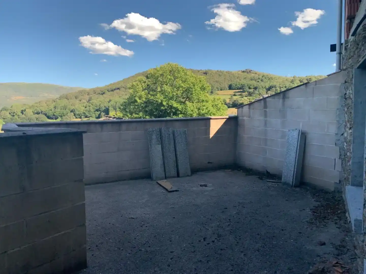 Terrassa de Pis en venda en A Veiga  amb Traster