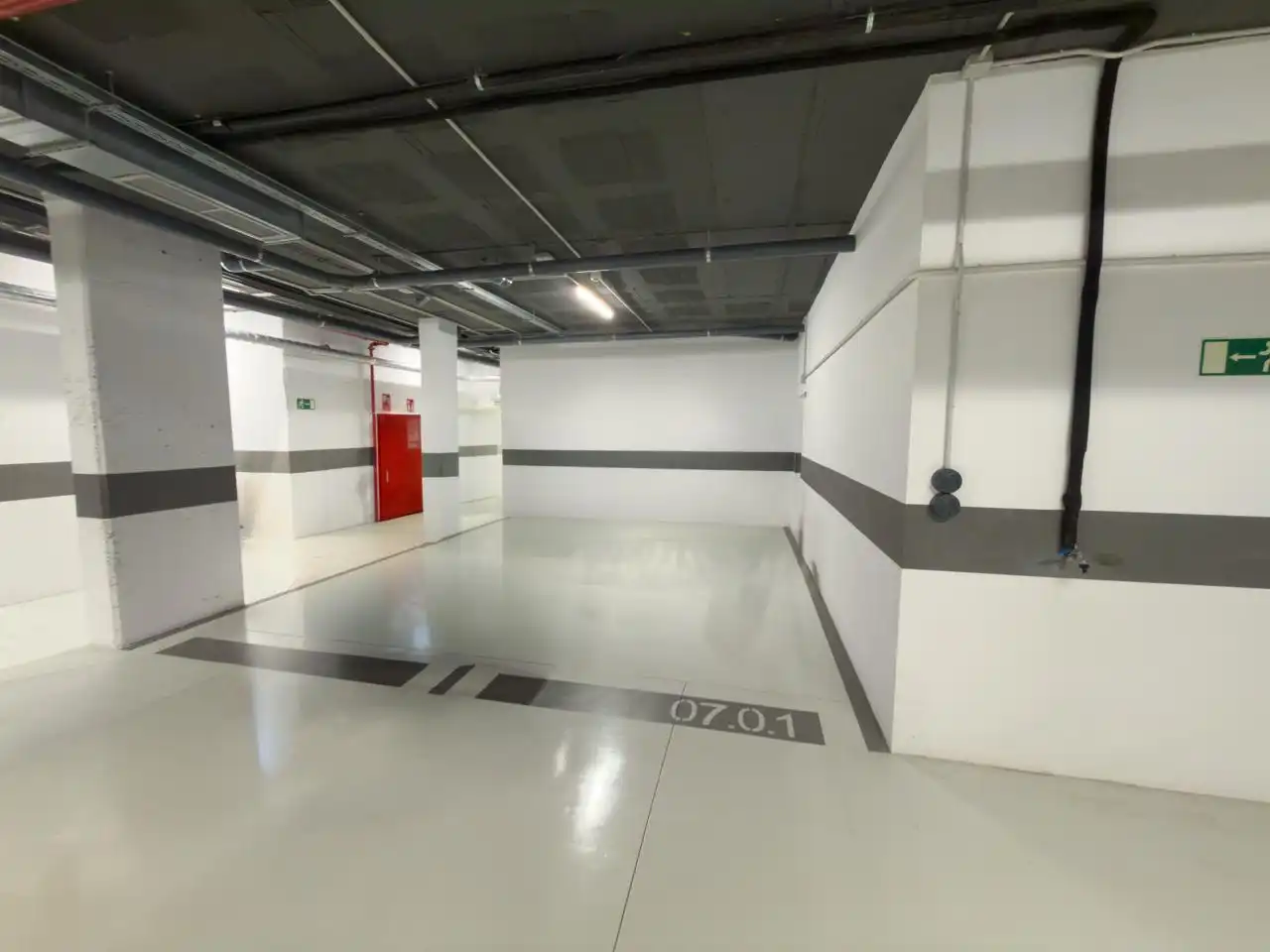 Parking de Apartamento en venta en Ojén con Aire acondicionado, Calefacción y Jardín privado