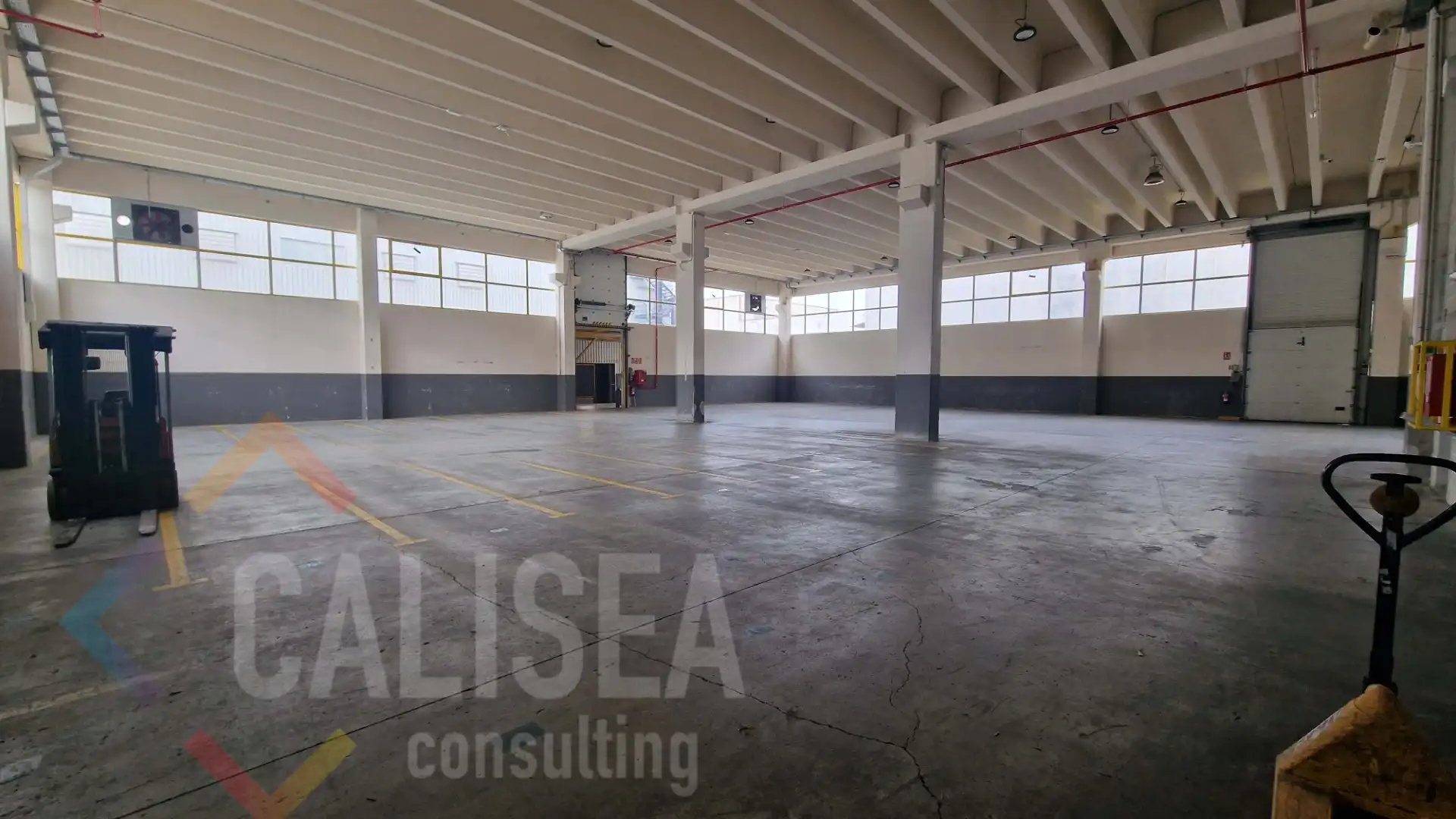 Parking of Industrial buildings for rent in Castellar del Vallès