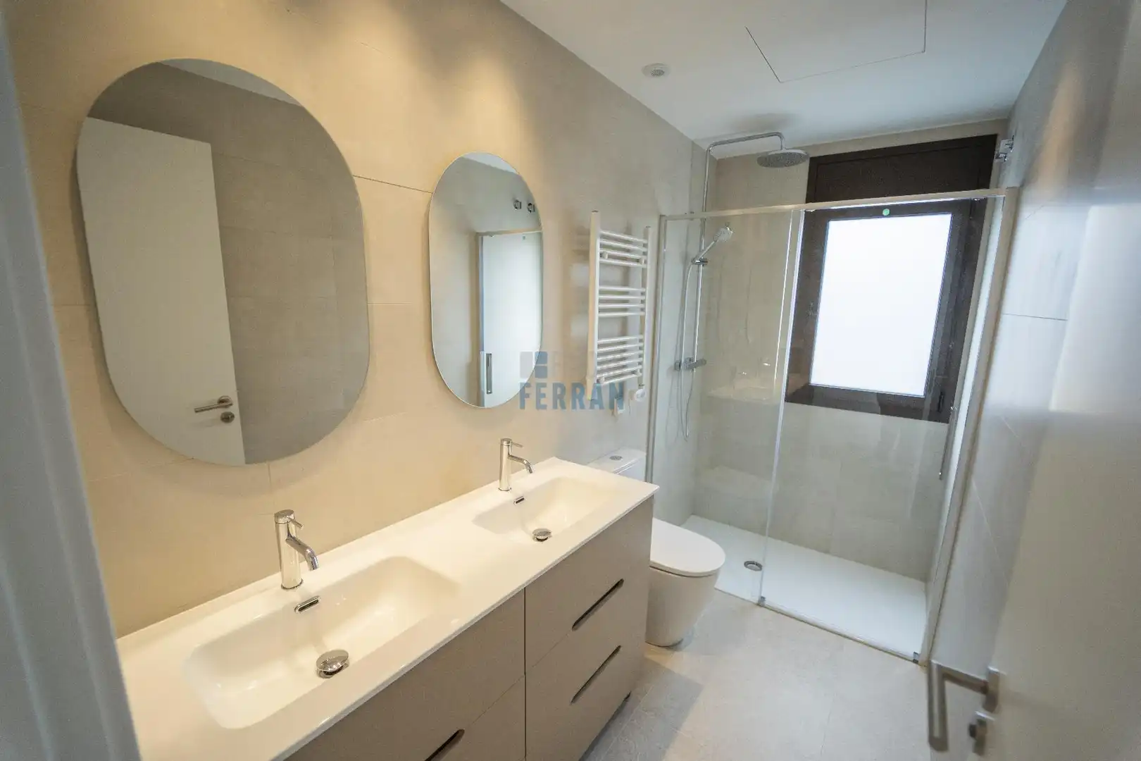 Bathroom of Houses for sale in El Vendrell  with Air Conditioner, Terrace and Swimming Pool