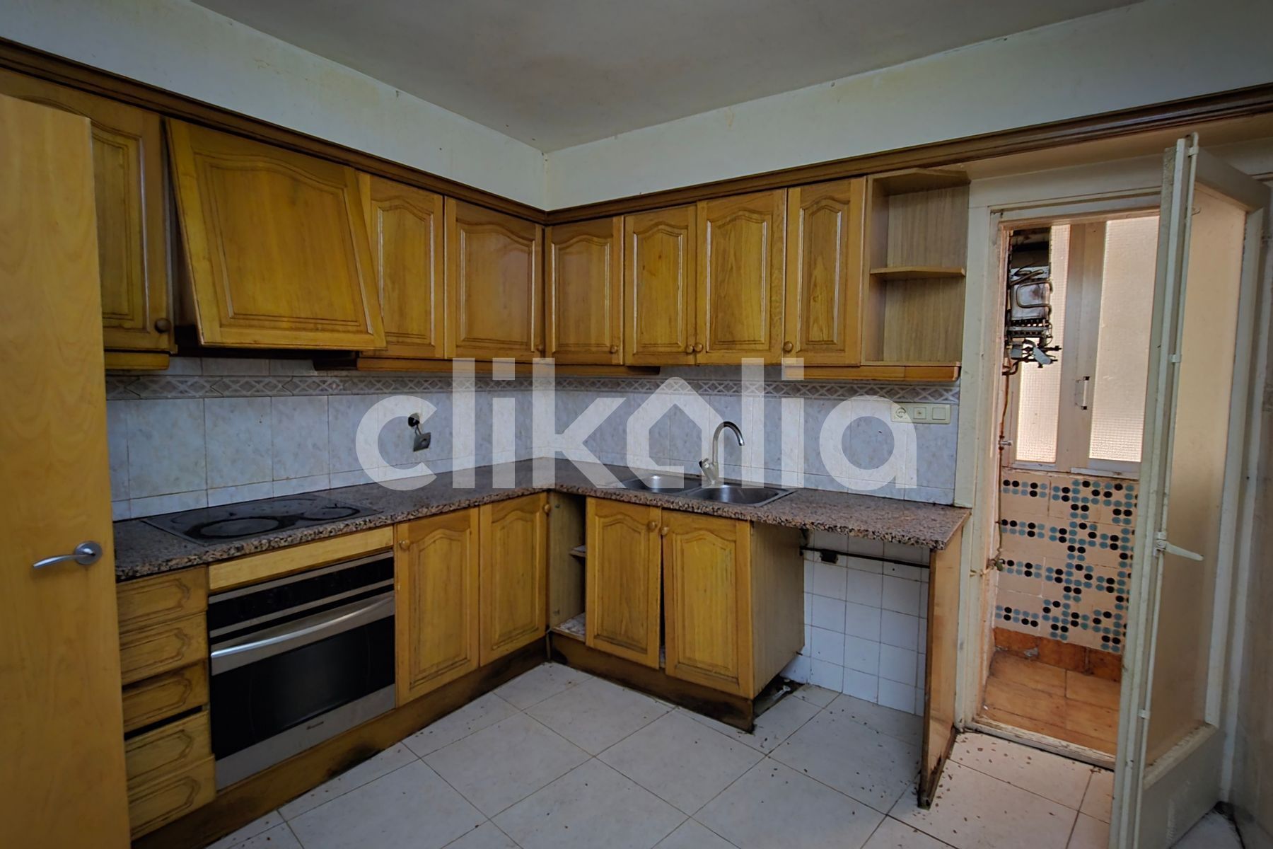 Cuina de Pis en venda en Figueres amb Terrassa