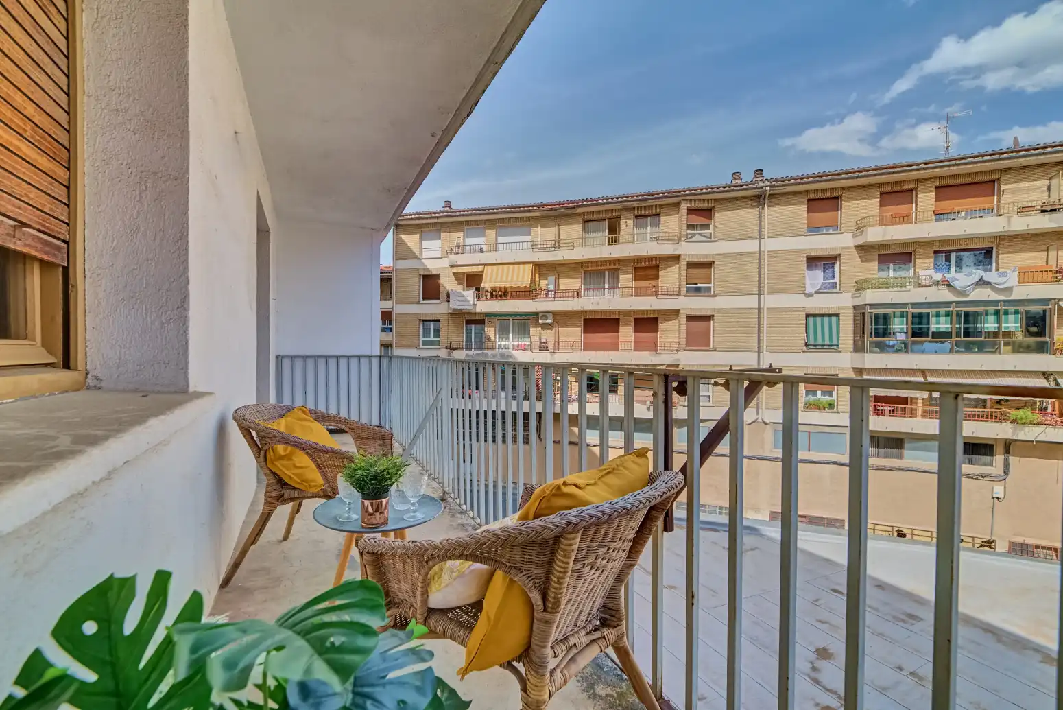 Terraza de Piso en venta en  Pamplona / Iruña con Calefacción, Parquet y Balcón