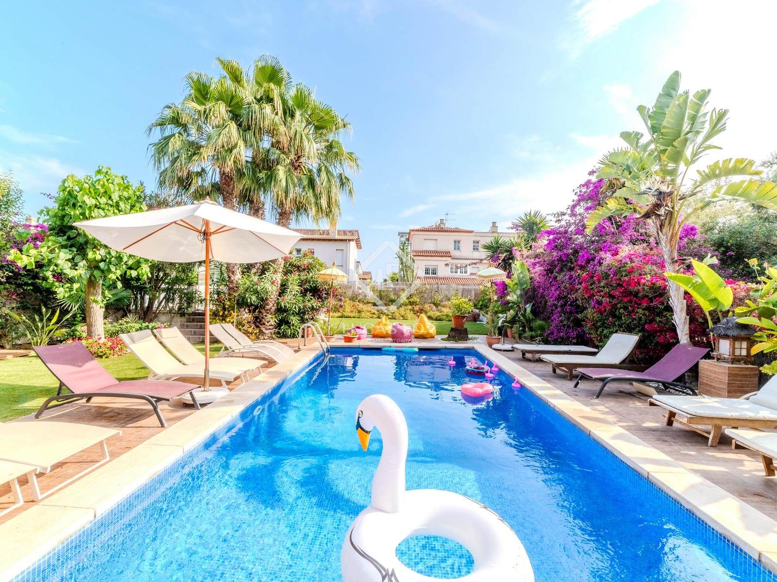Piscina de Casa o xalet en venda en Sitges amb Aire condicionat, Calefacció i Moblat