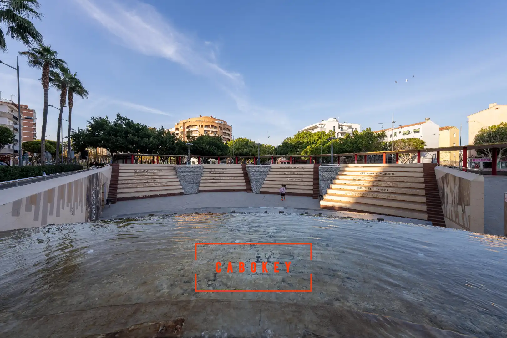 Vista exterior de Piso en venta en Almería con Terraza