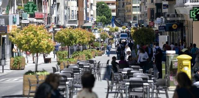 Local comercial en Alquiler en Calle Carretería en Centro