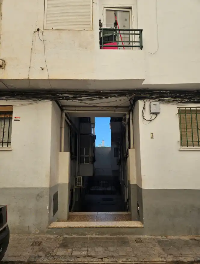 Vista exterior de Planta baja en venta en San Juan de Aznalfarache