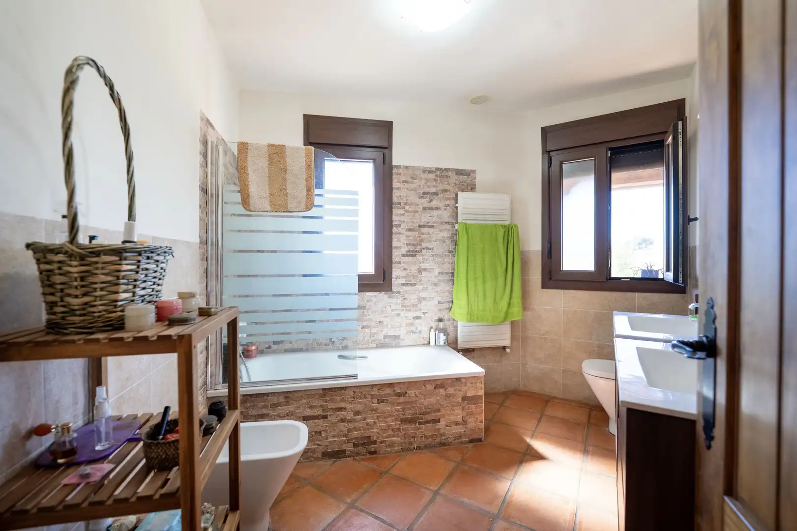 Baño de Casa o chalet en venta en Villanueva de la Vera con Calefacción y Terraza