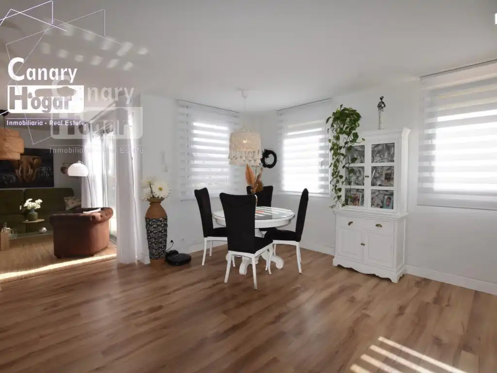 Esszimmer von Dachboden zum Verkauf in San Miguel de Abona mit Heizung, Privatgarten und Balkon