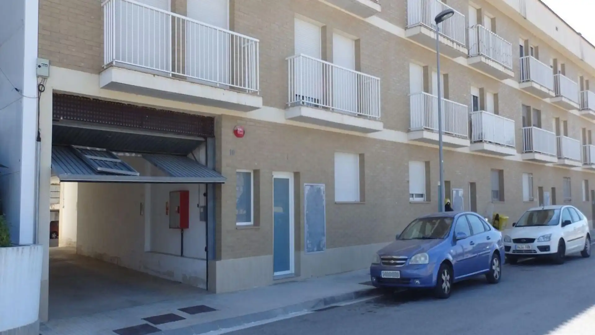 Garaje en venta en Deltebre