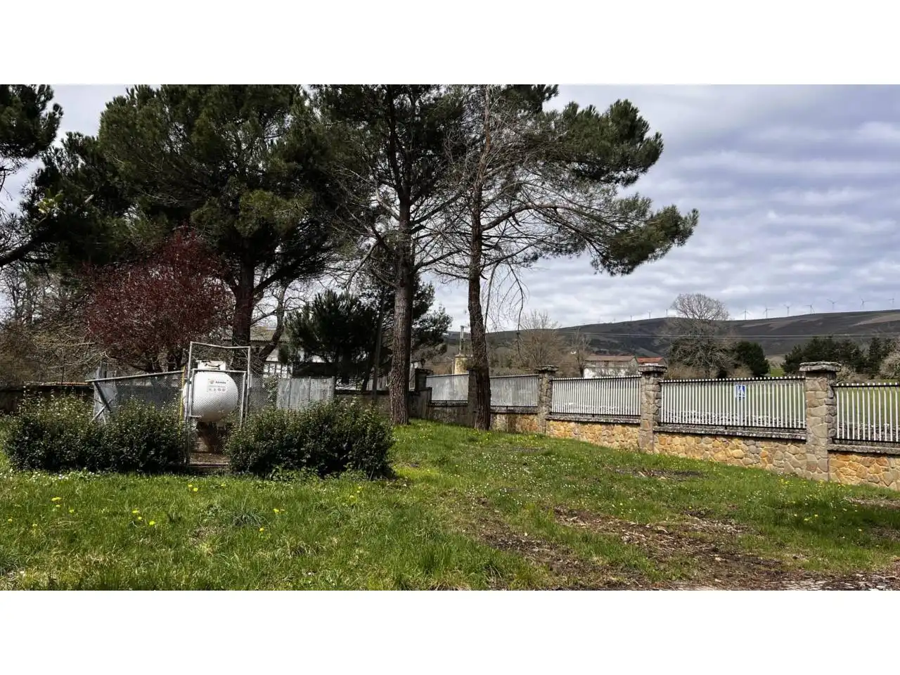 Casa o xalet en venda en Merindad de Montija amb Calefacció, Jardí privat i Parquet