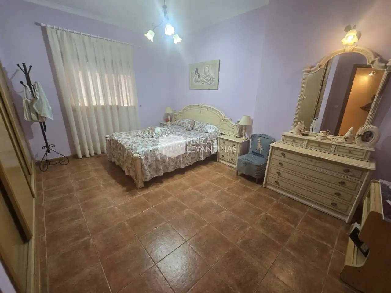 Dormitori de Casa o xalet en venda en Alicante / Alacant amb Jardí privat, Terrassa i Piscina