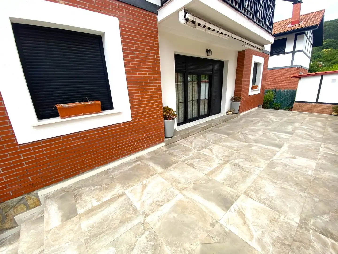 Terrace of Houses for sale in Castro-Urdiales  with Heating, Private garden and Parquet flooring