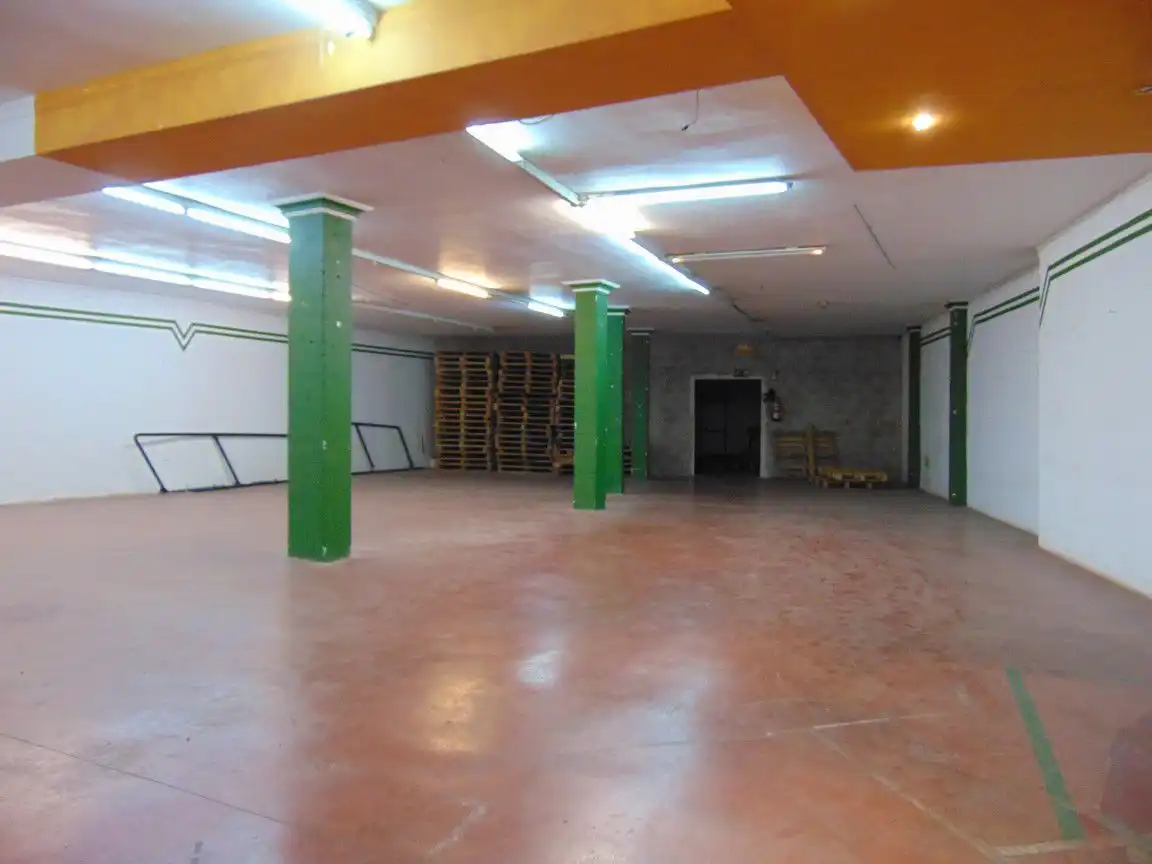 Local comercial de lloguer a Valdepeñas, imagen 4