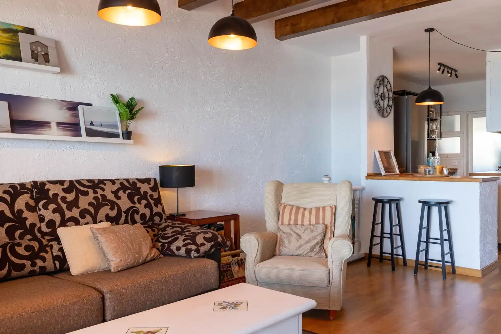Sala d'estar de Casa o xalet en venda en El Vendrell amb Parquet, Terrassa i Balcó